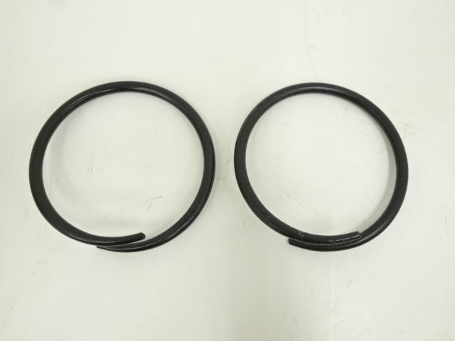  釜師　菊地政光造　丸霰釜（釜鐶付）（共箱）